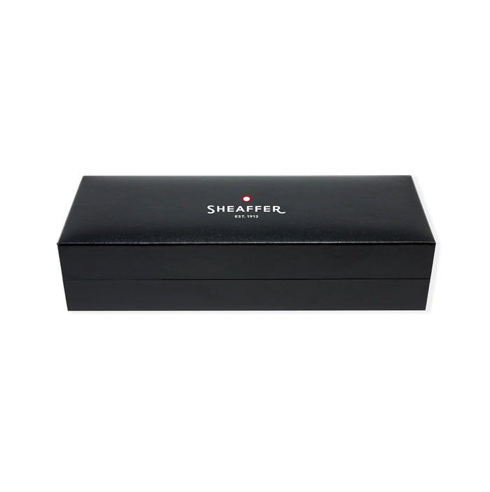 Sheaffer Sagaris E9475 Fountain Pen Glossy Black Barrel with Chrome Cap and Gold Trim